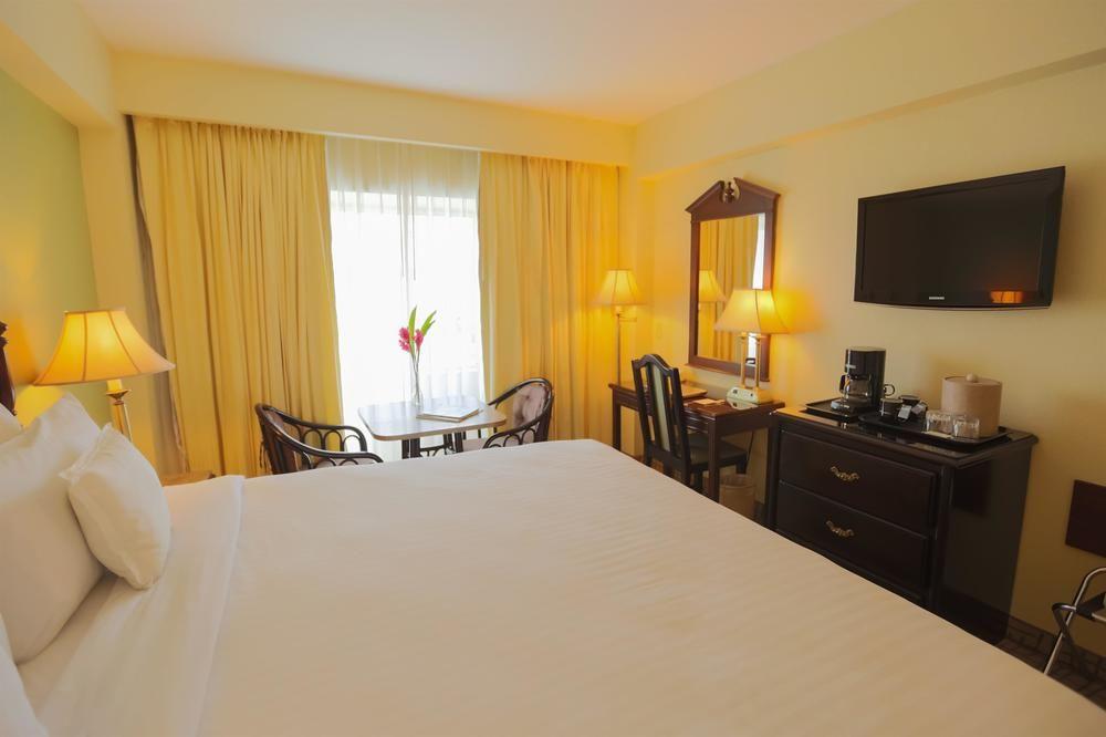 Hilton Doubletree By Hilton Managua Hotel Екстериор снимка