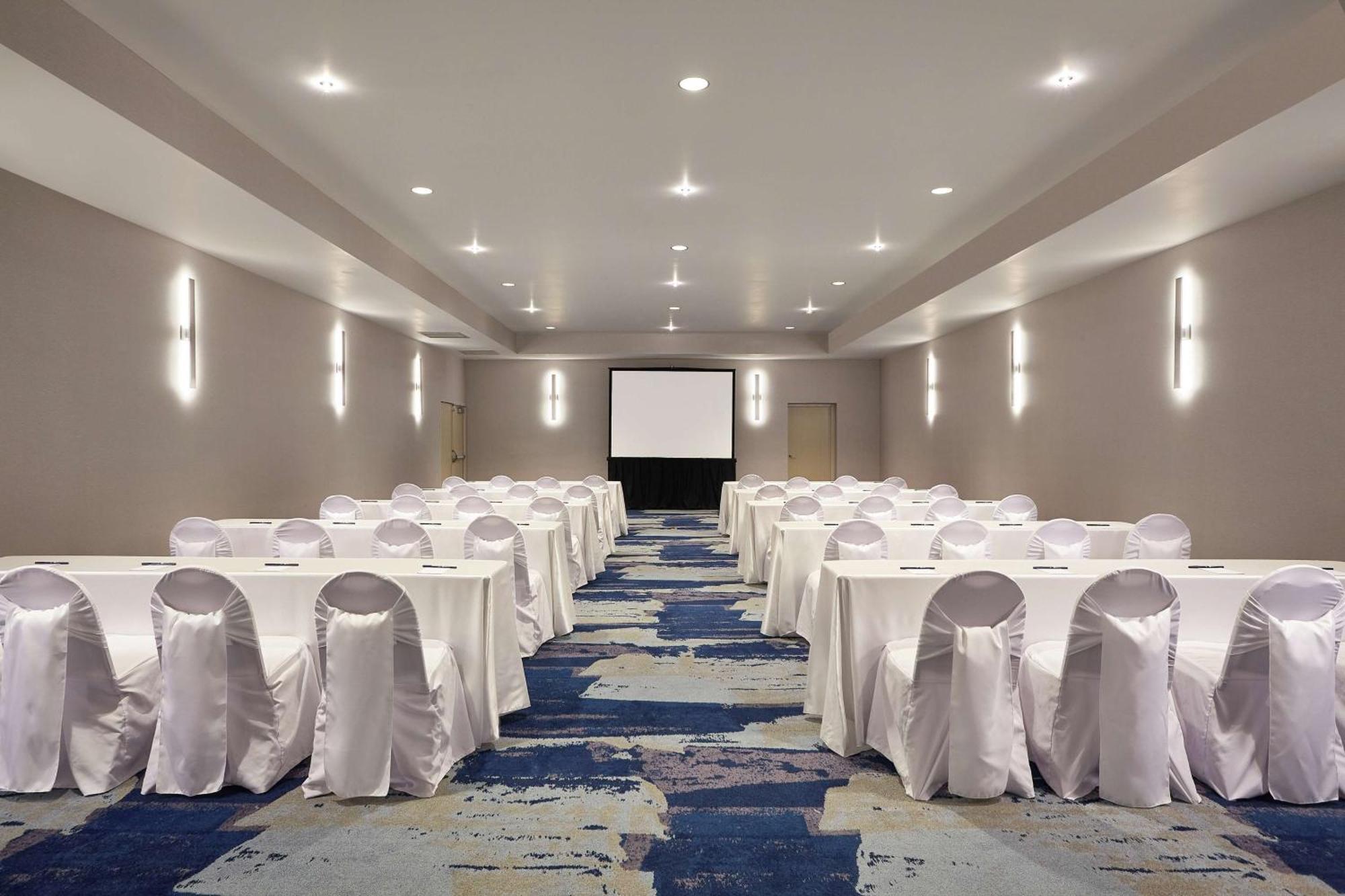Hilton Doubletree By Hilton Managua Hotel Екстериор снимка