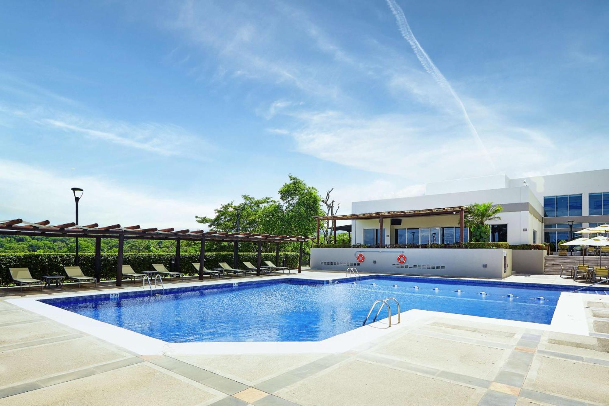 Hilton Doubletree By Hilton Managua Hotel Екстериор снимка